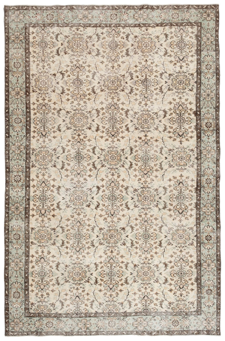Vintage Distressed Rug Tavryn