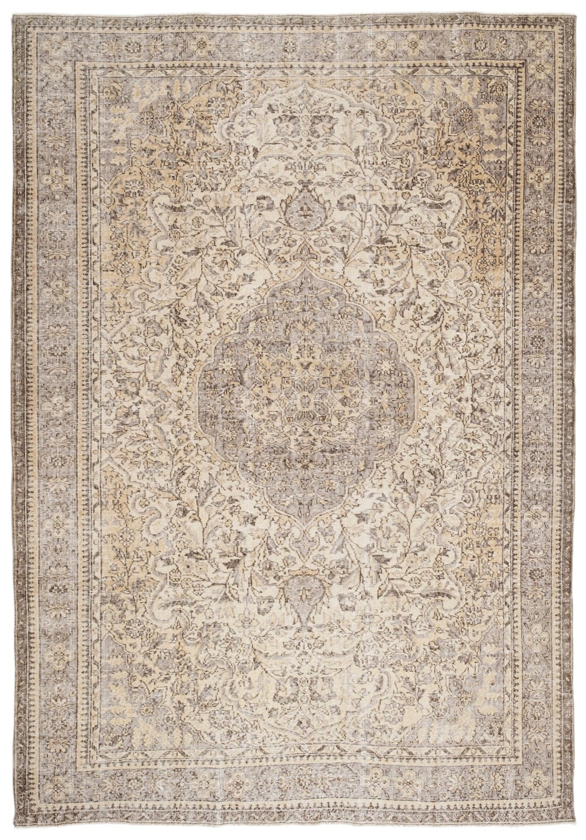 Vintage Distressed Rug Forial