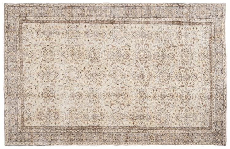 Vintage Distressed Rug Lorbia