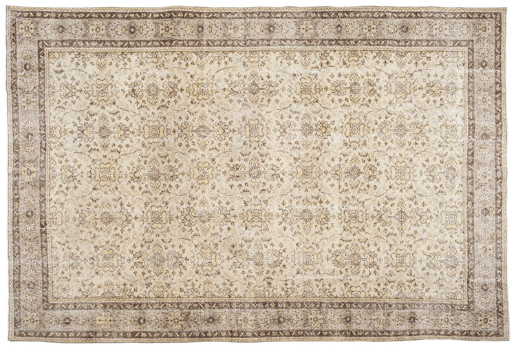 Vintage Distressed Rug Arvenor