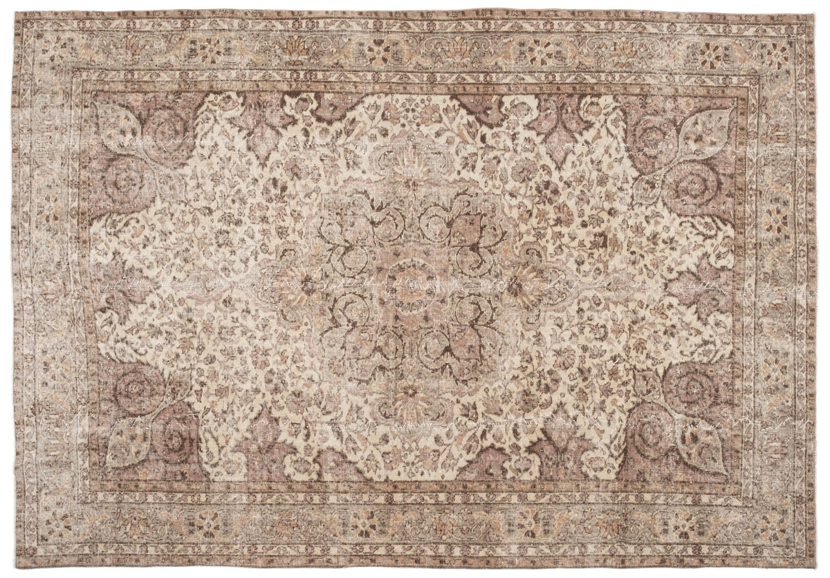 Vintage Distressed Rug Elria