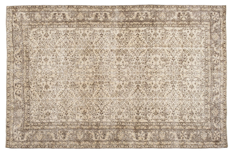 Vintage Distressed Rug Norythe