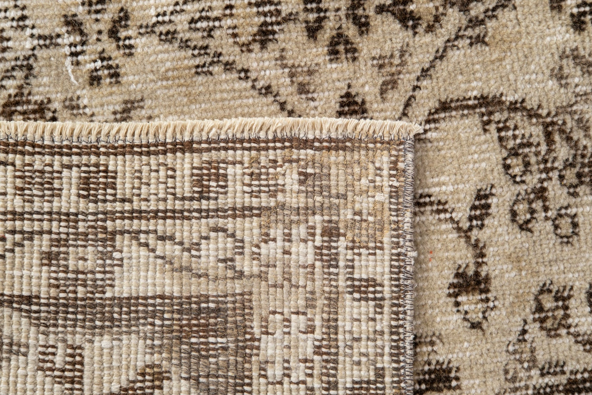 Vintage Distressed Rug Norythe