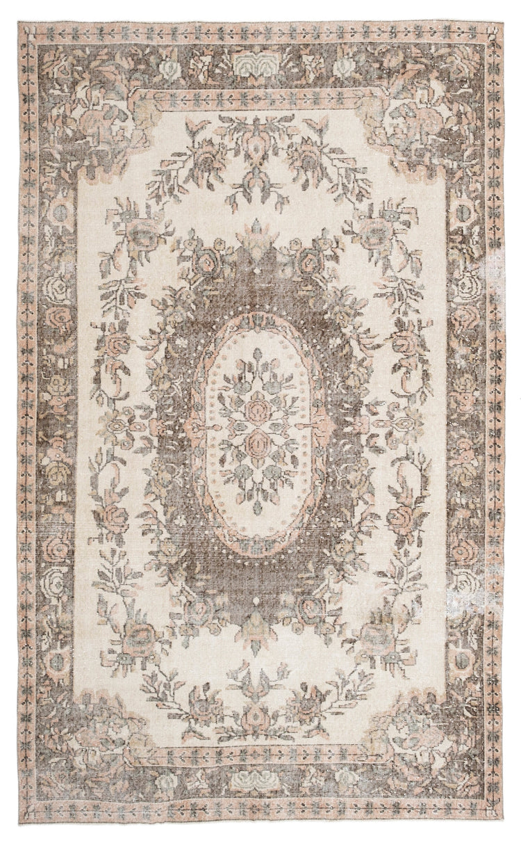Vintage Distressed Rug Felanir