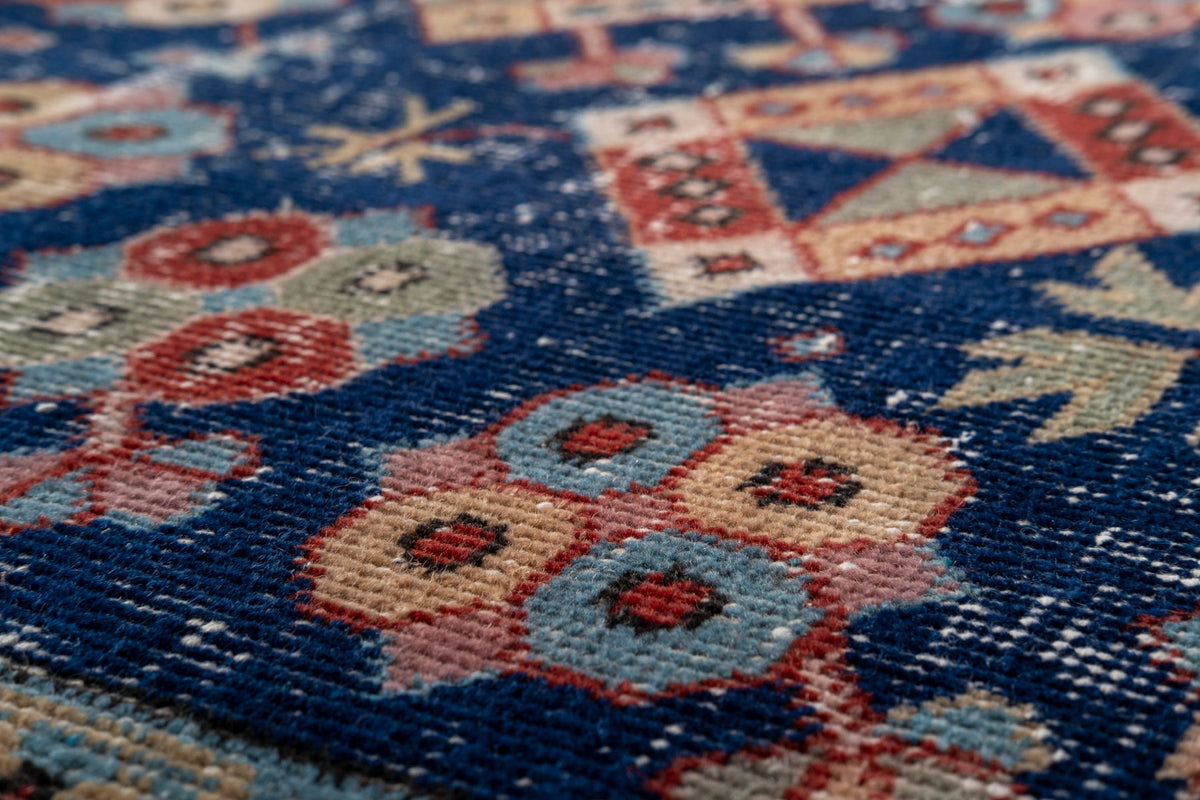 Vintage Persian Rug Nerine
