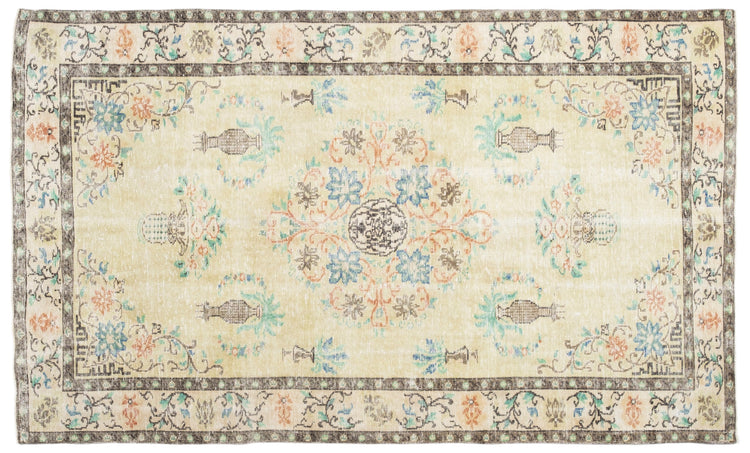 Vintage Distressed Rug Volayne