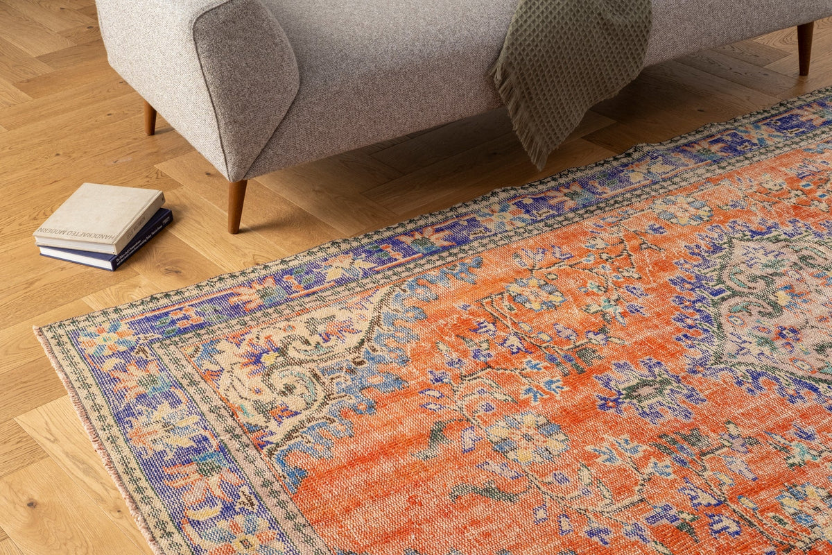 Vintage Persian Rug Edira