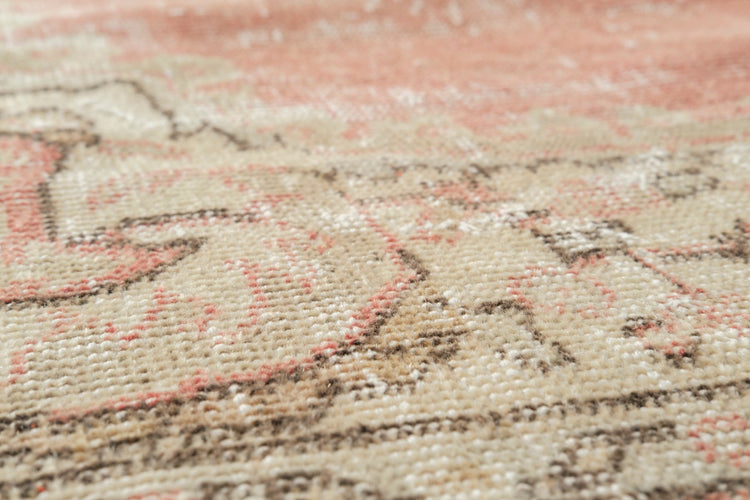 Vintage Distressed Rug Salva