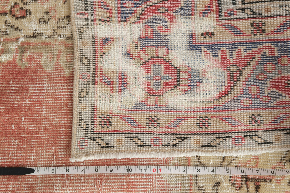 Vintage Distressed Rug Salva