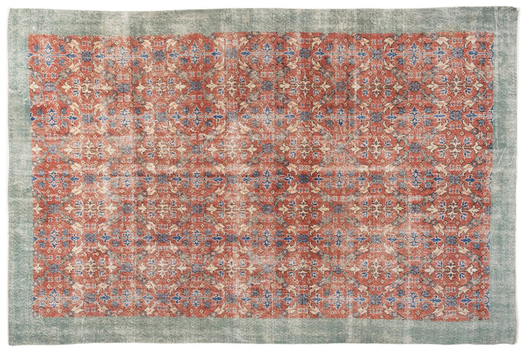 Vintage Distressed Rug Sivakumaran
