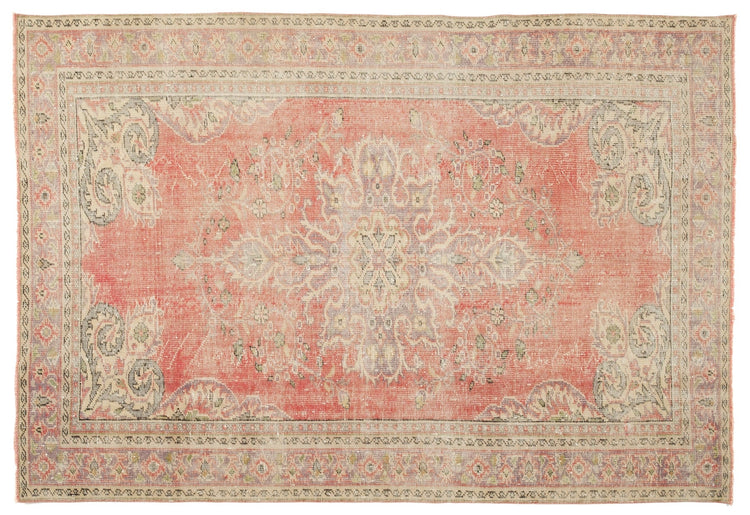Vintage Distressed Rug Inaya