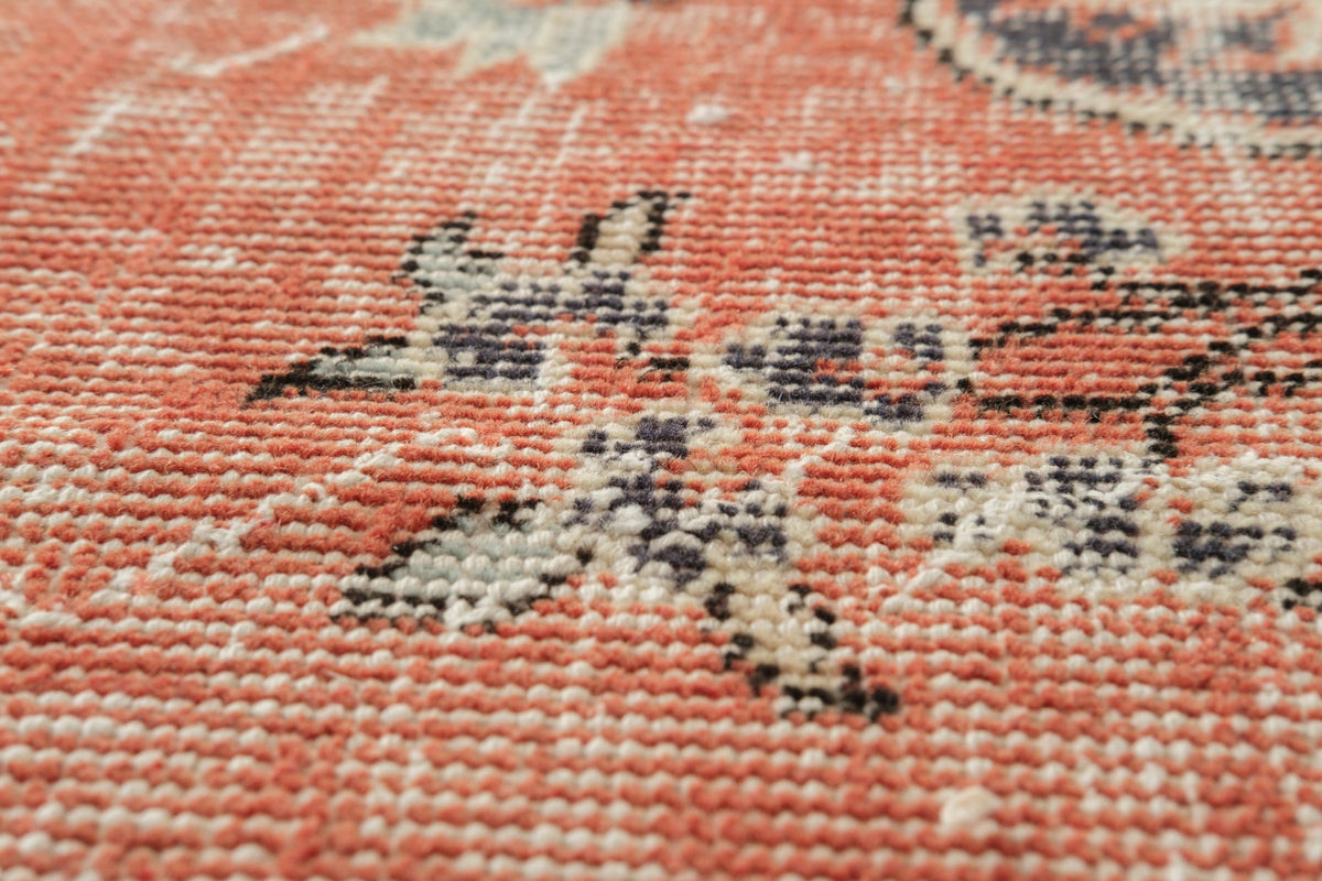 Vintage Distressed Rug Yasutoshi