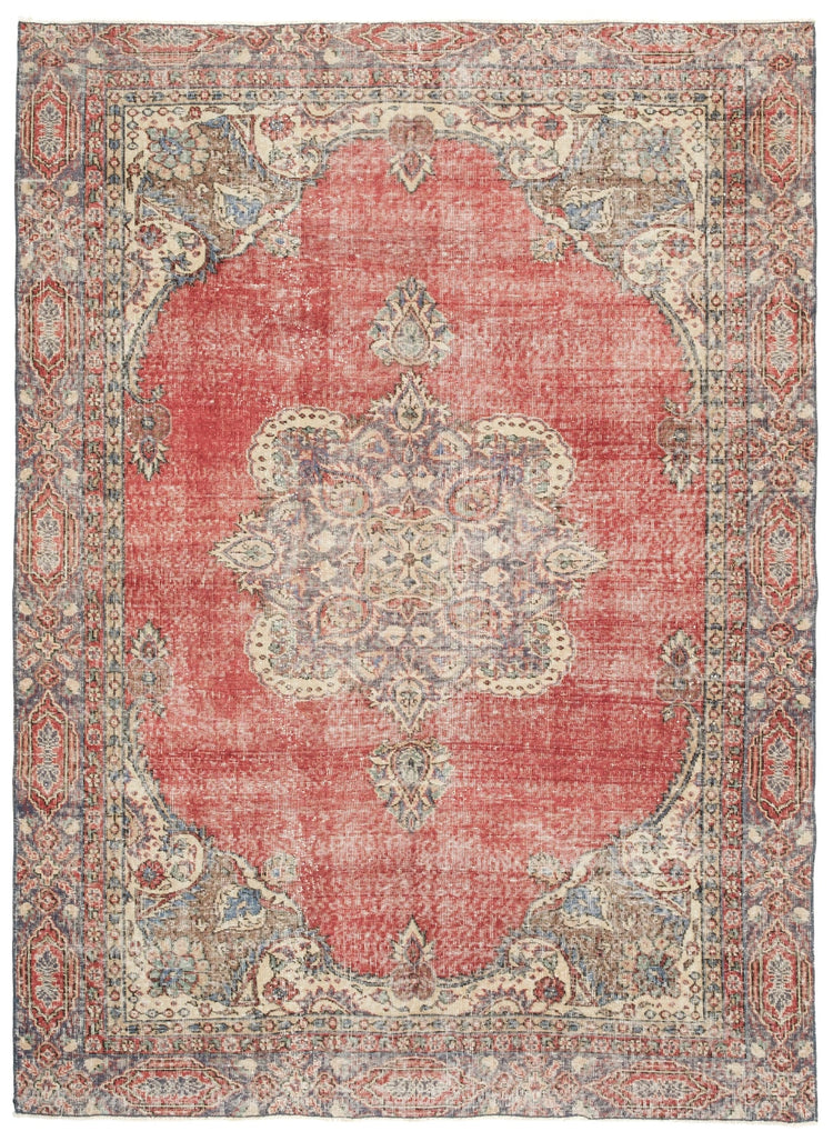 Vintage Distressed Rug Ninoslava