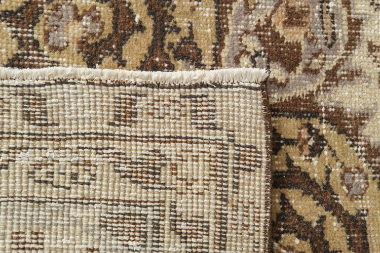 Vintage Distressed Rug Cabiria