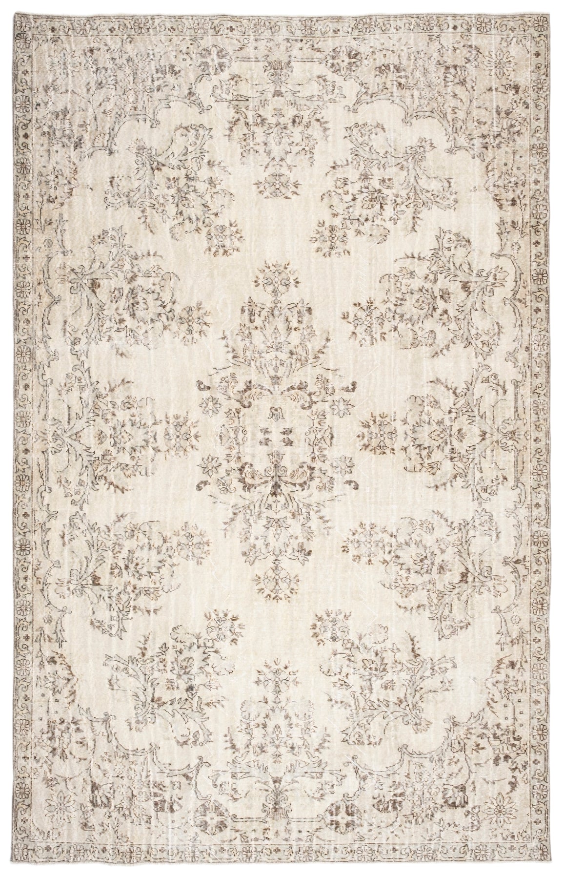 Vintage Distressed Rug Kelvon