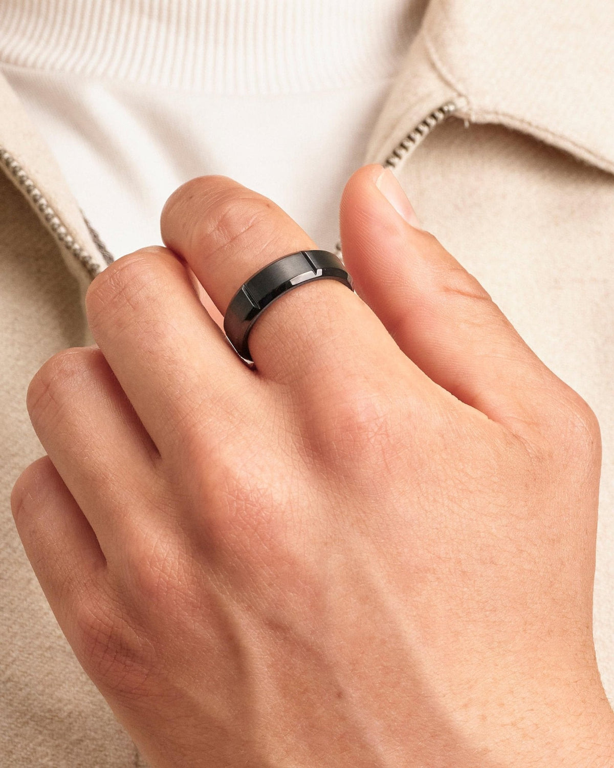 Wilshire Ring Black - JAXXON