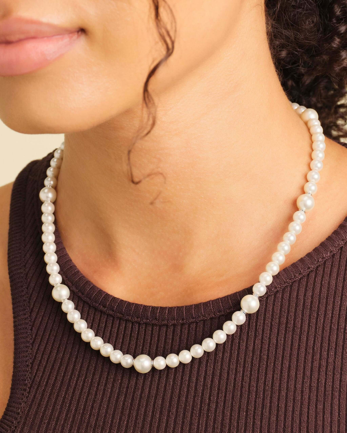 Women’s Offset Pearl Necklace - JAXXON