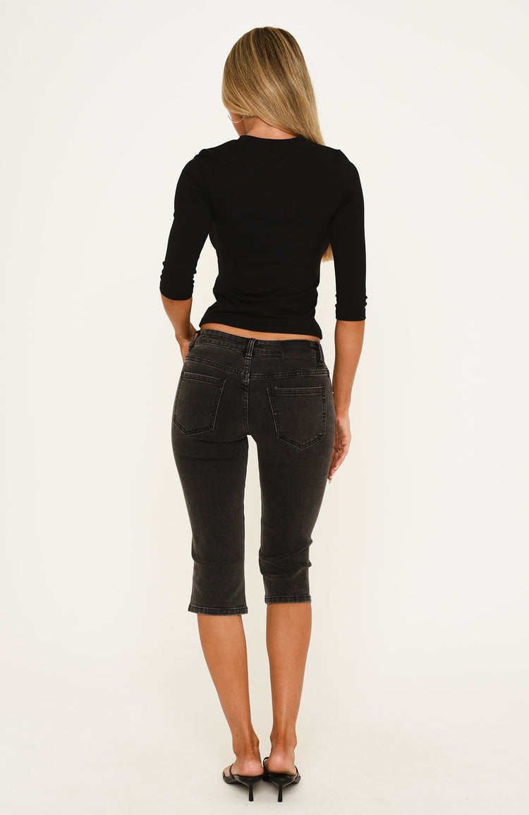 Annie Low Rise Denim Capri Jeans Washed Black