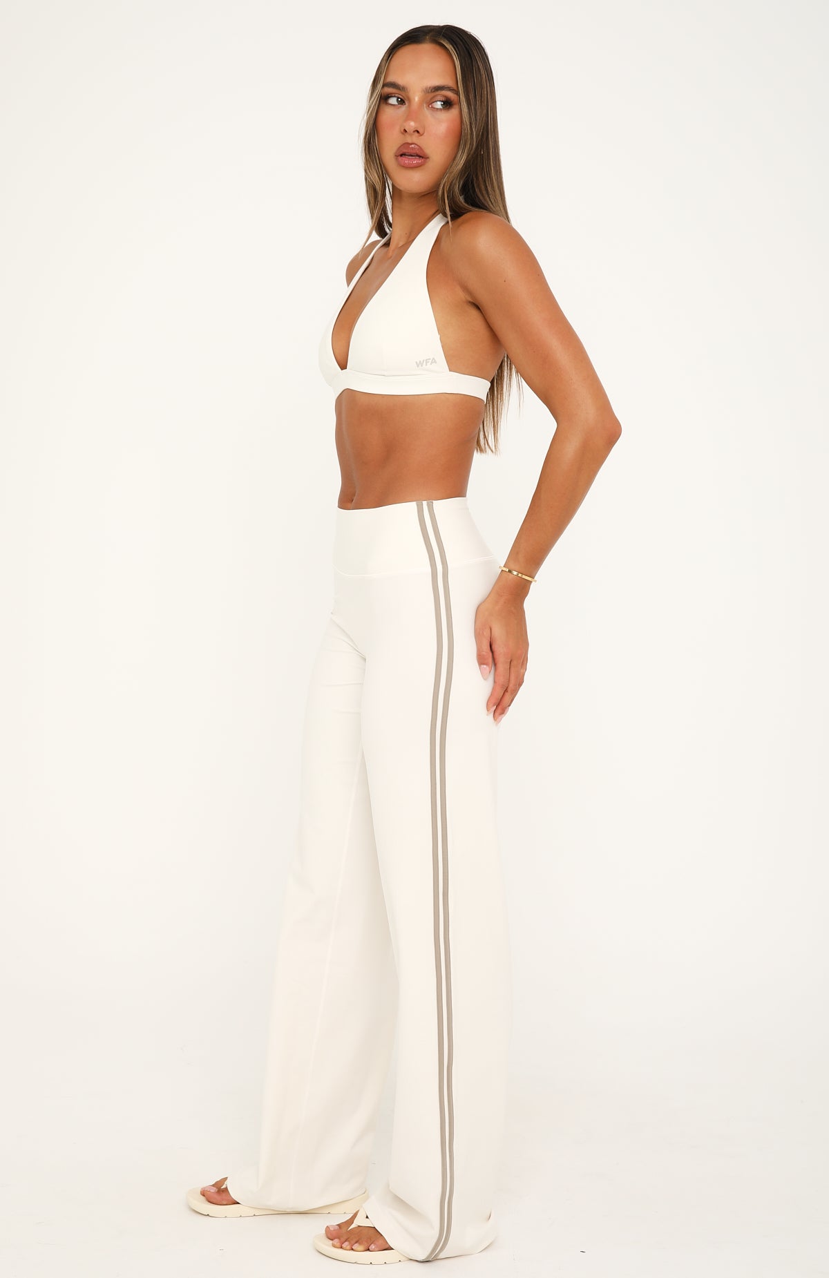 Crunch Mid Rise Wide Leggings Cream/Biscotti