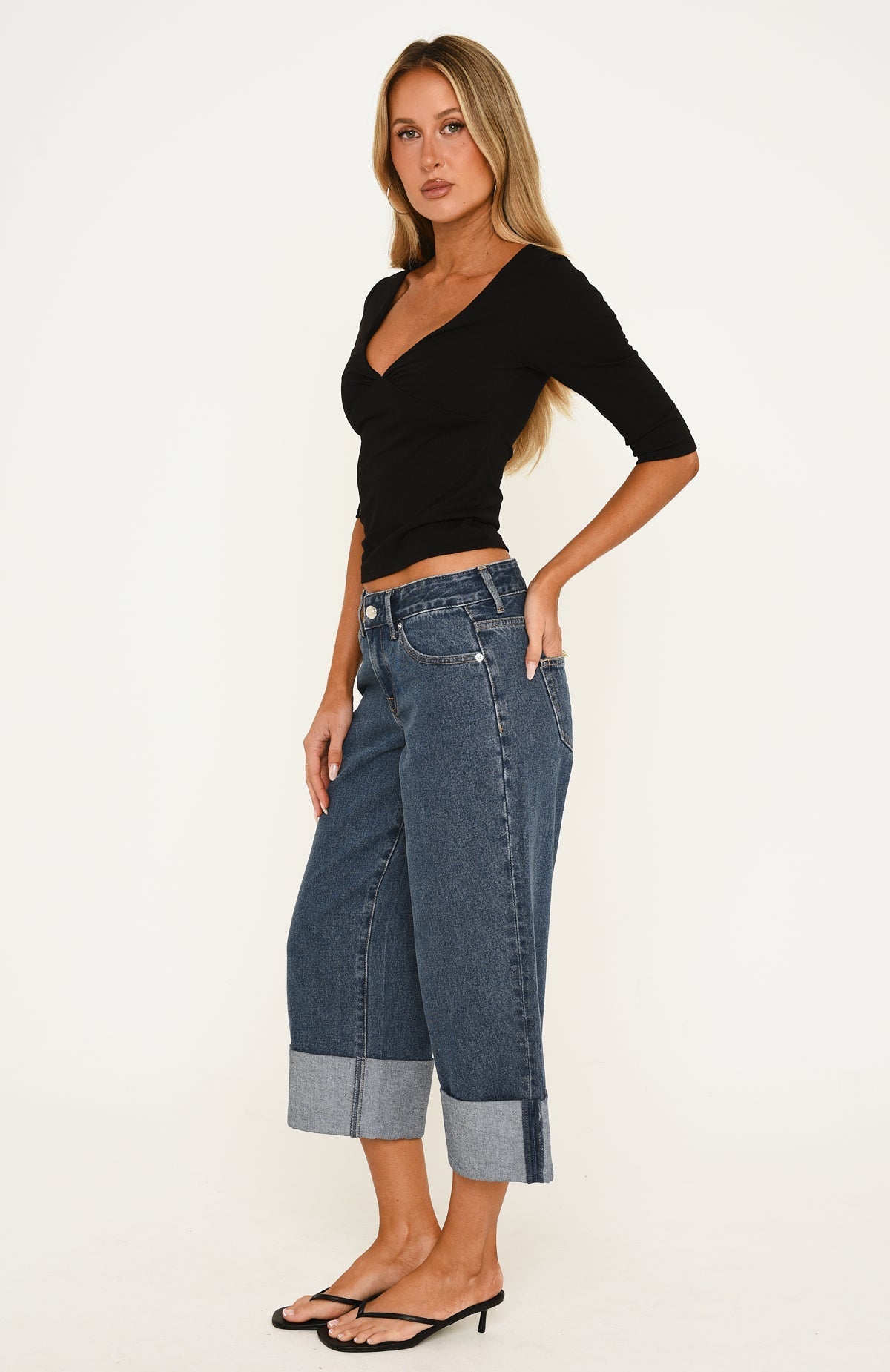 Losing Focus Low Rise Straight Leg Cropped Jeans Washed Admiral