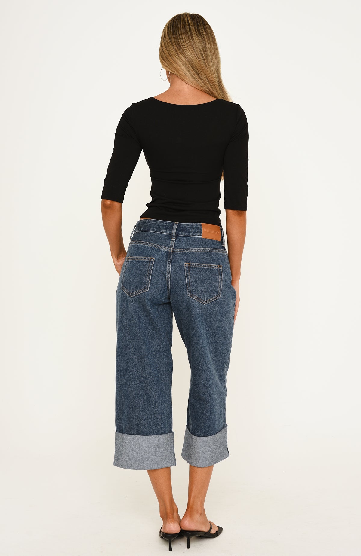 Losing Focus Low Rise Straight Leg Cropped Jeans Washed Admiral