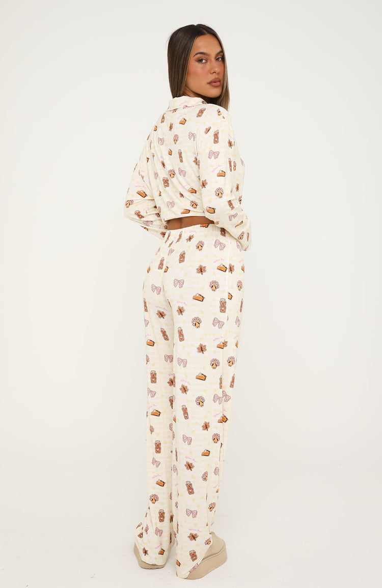 Pillow Talk Printed Long Sleeve Pyjama Set Pumpkin Picnic