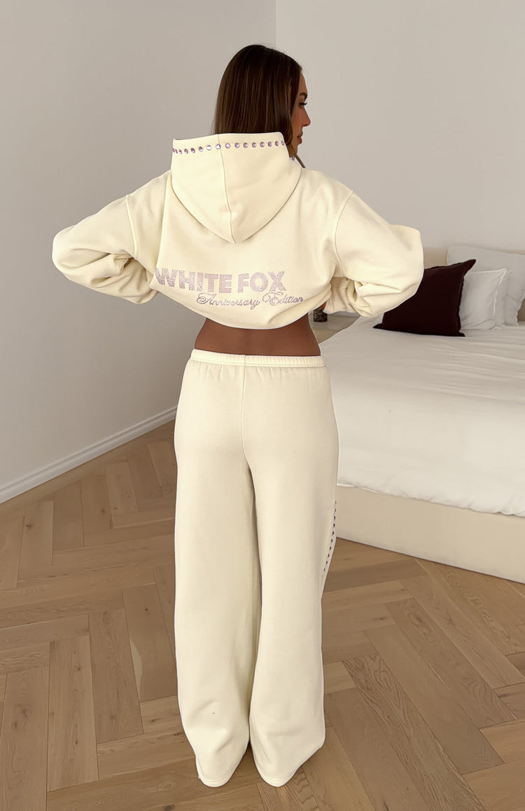 Shining Moment Oversized Hoodie Cream