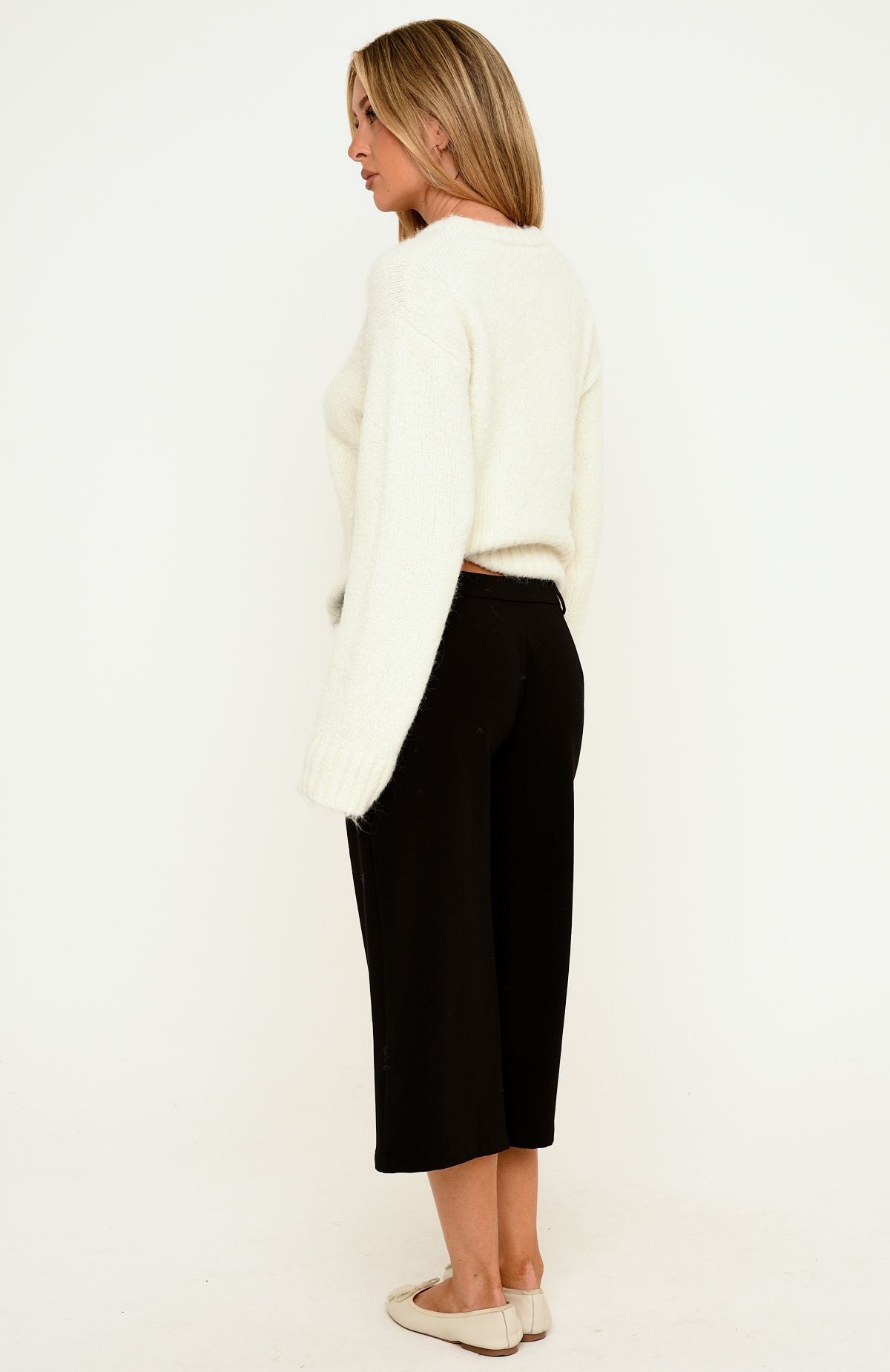 Staying Calm Wide Leg Capri Black