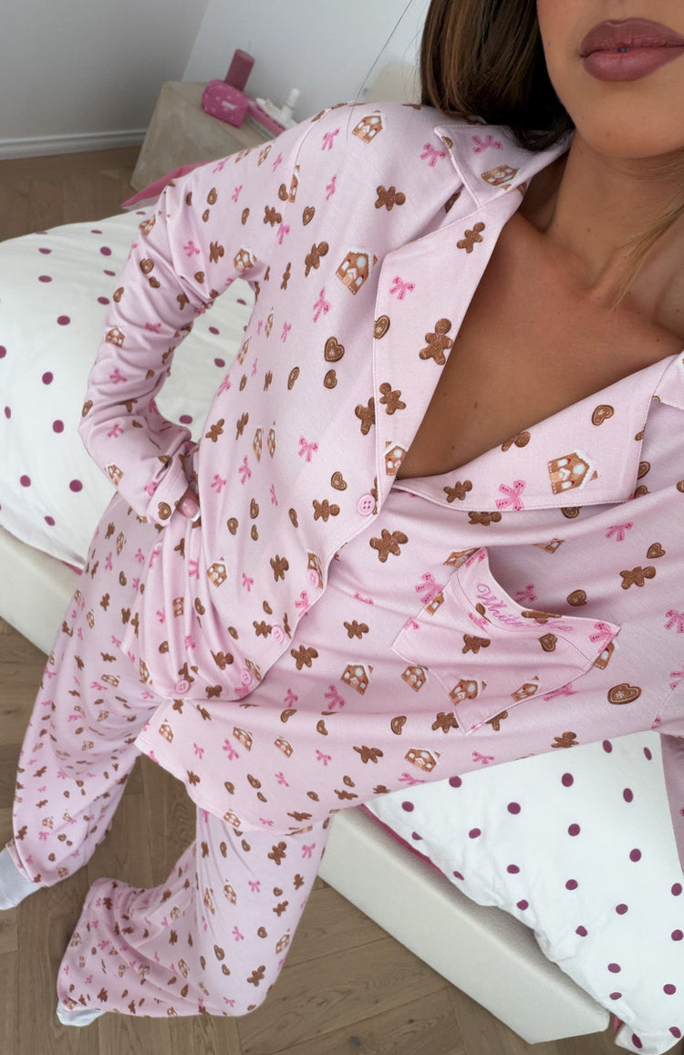 Pillow Talk Printed Long Sleeve Pyjama Set Sugar Cookie