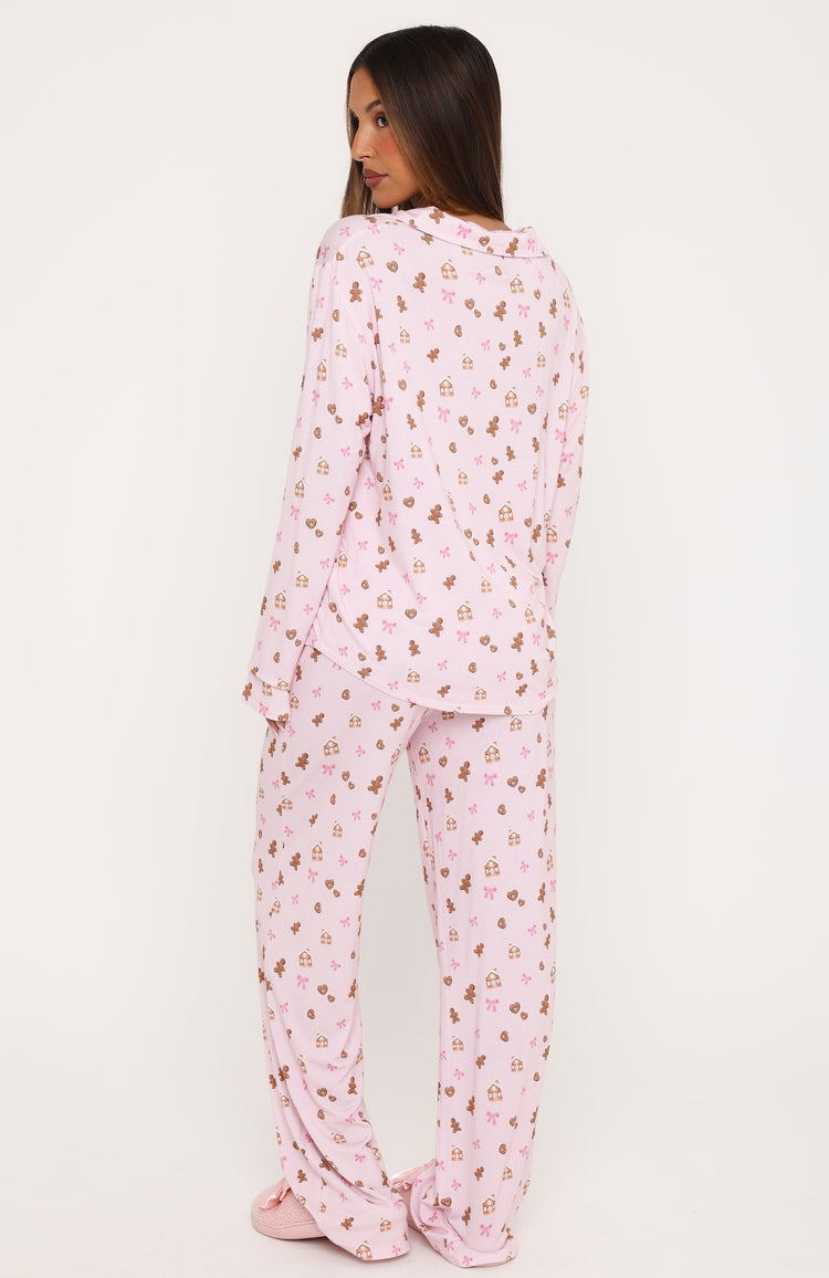 Pillow Talk Printed Long Sleeve Pyjama Set Sugar Cookie