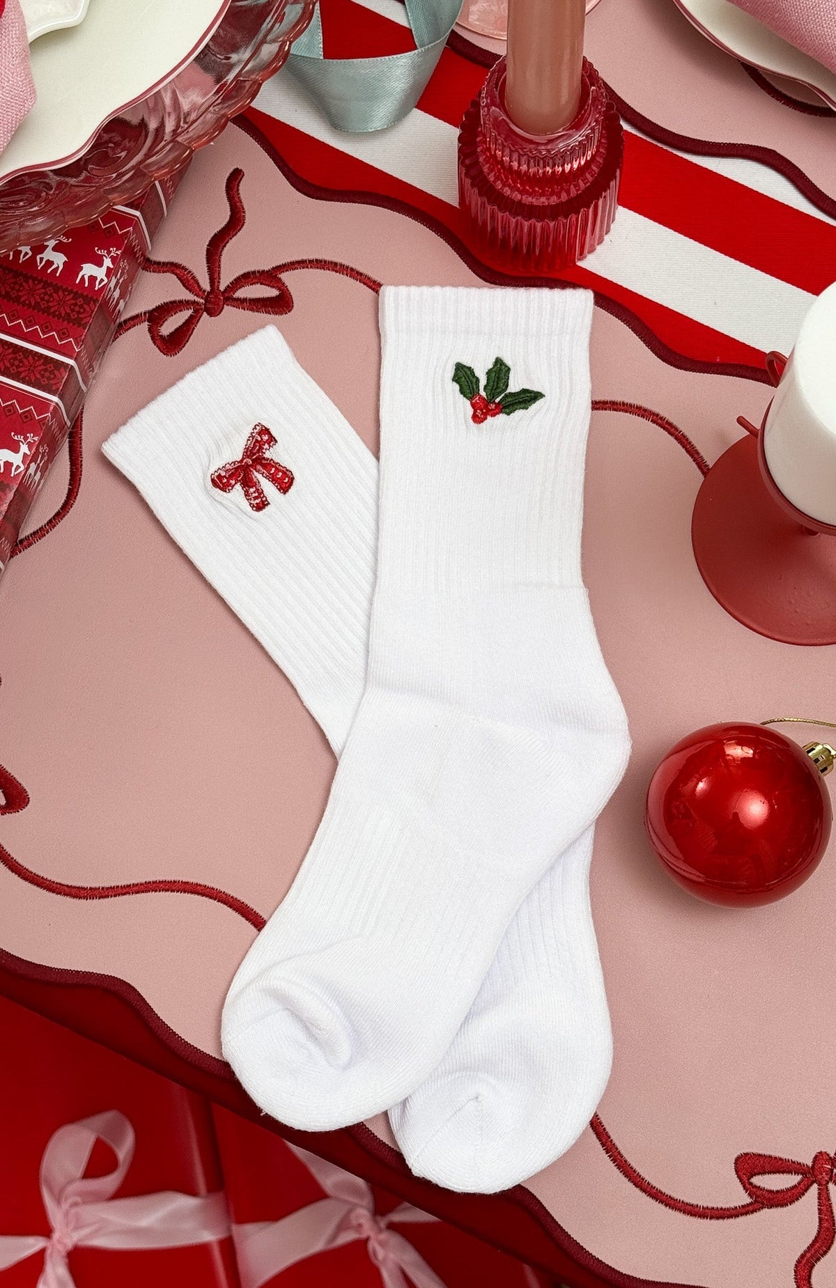 Vincent Socks White